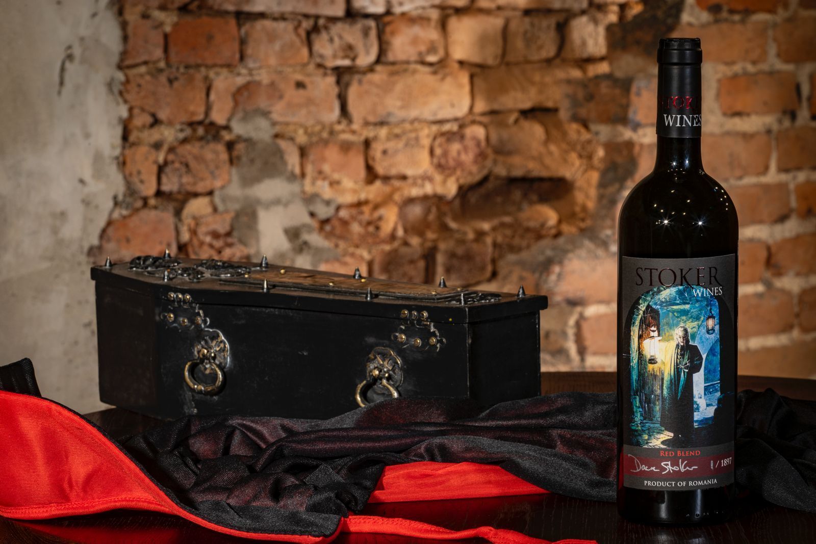[FOTO] Stoker Wines: O călătorie în lumea lui Dracula, cu un strop de terroir românesc - Poza 6