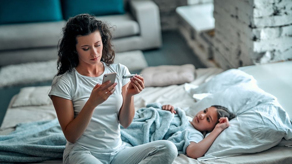 Un oraș din România le oferă părinților între 250 şi 710 lei pe lună pentru bonă