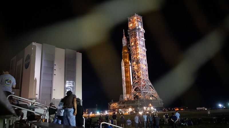 NASA se pregătește să revină pe Lună, iar apoi să ajungă pe Marte. Imagini cu racheta Artemis, ce va fi lansată în câteva zile