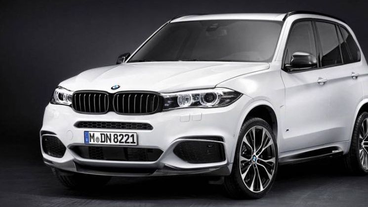 BMW X7 va fi oferit in doua variante: cea clasica, cu 7 locuri si versiunea de lux, cu 4 locuri
