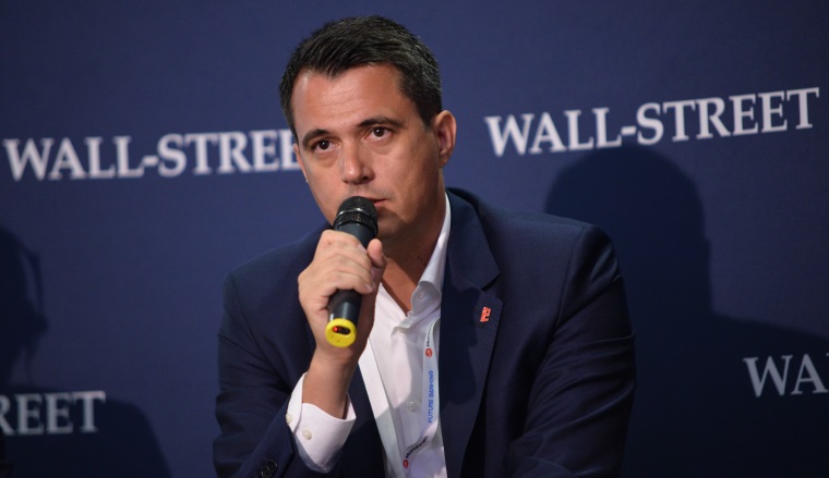 Bancile dezvolta tot mai des produse digitale, dar acestea trebuie adaptate pe nevoile clientilor