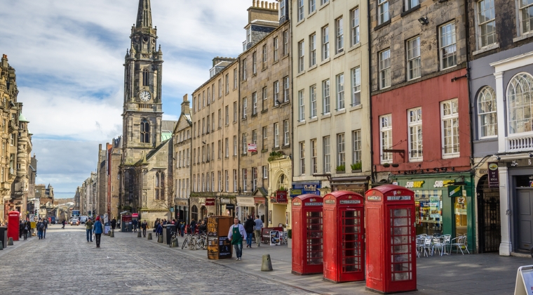 Edinburgh vrea sa ramana in UE