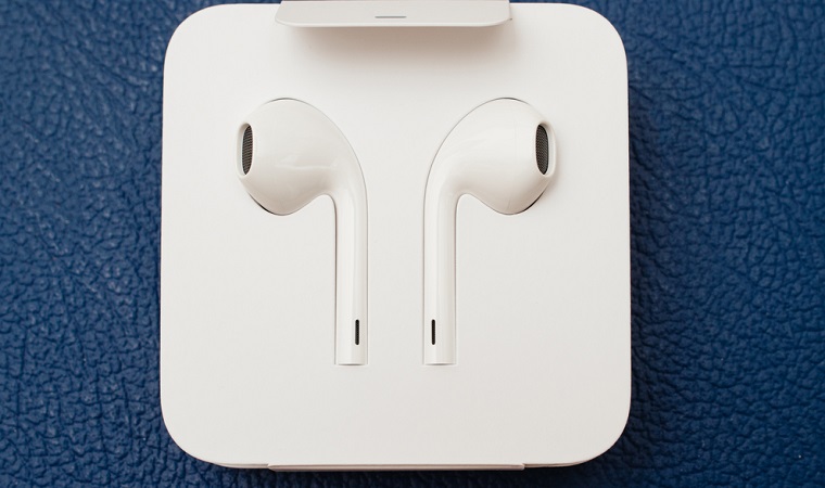 Castile AirPods sunt scumpe si au probleme