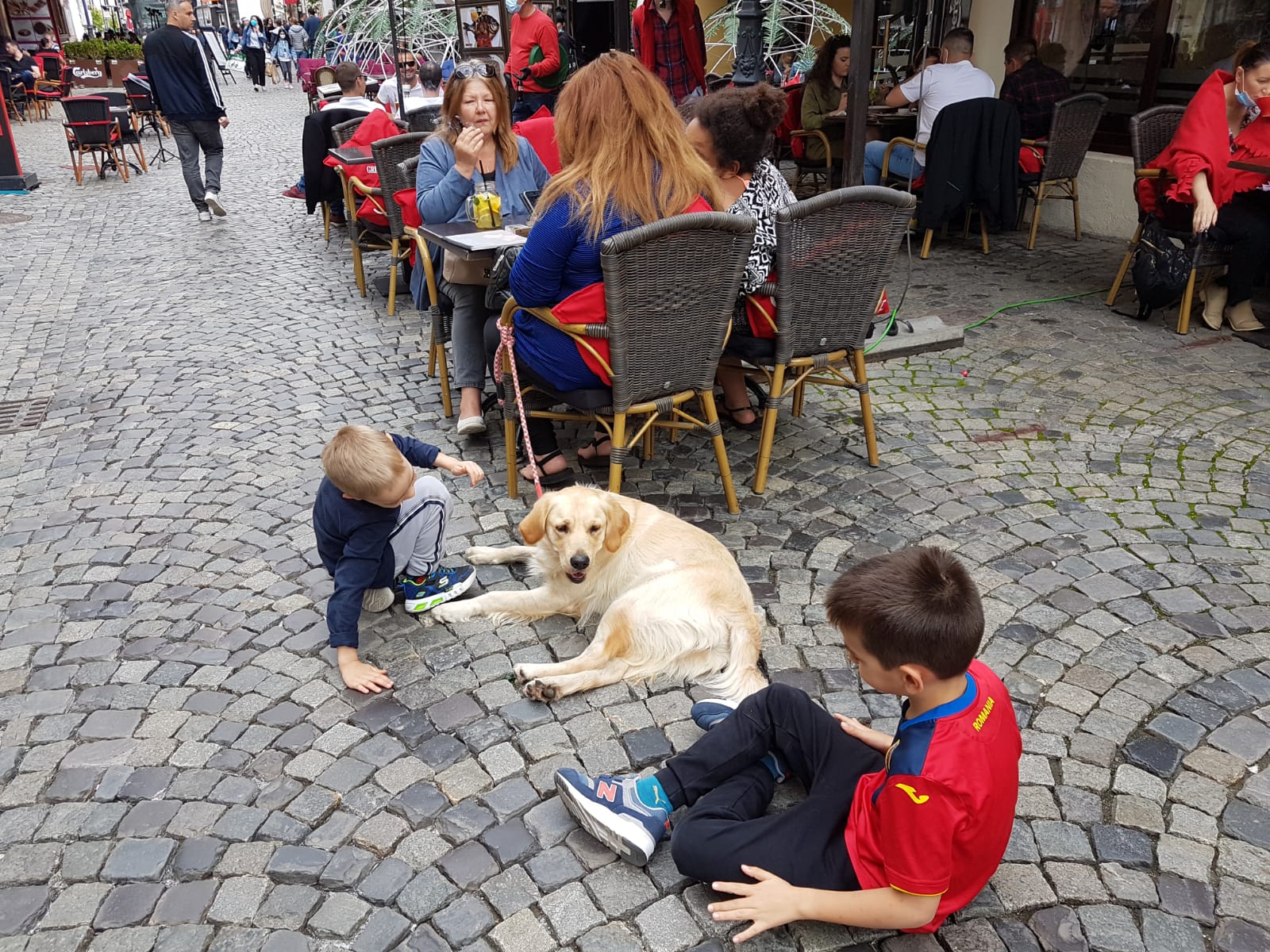 FOTO REPORTAJ | Cum arată Centrul Vechi după redeschiderea teraselor