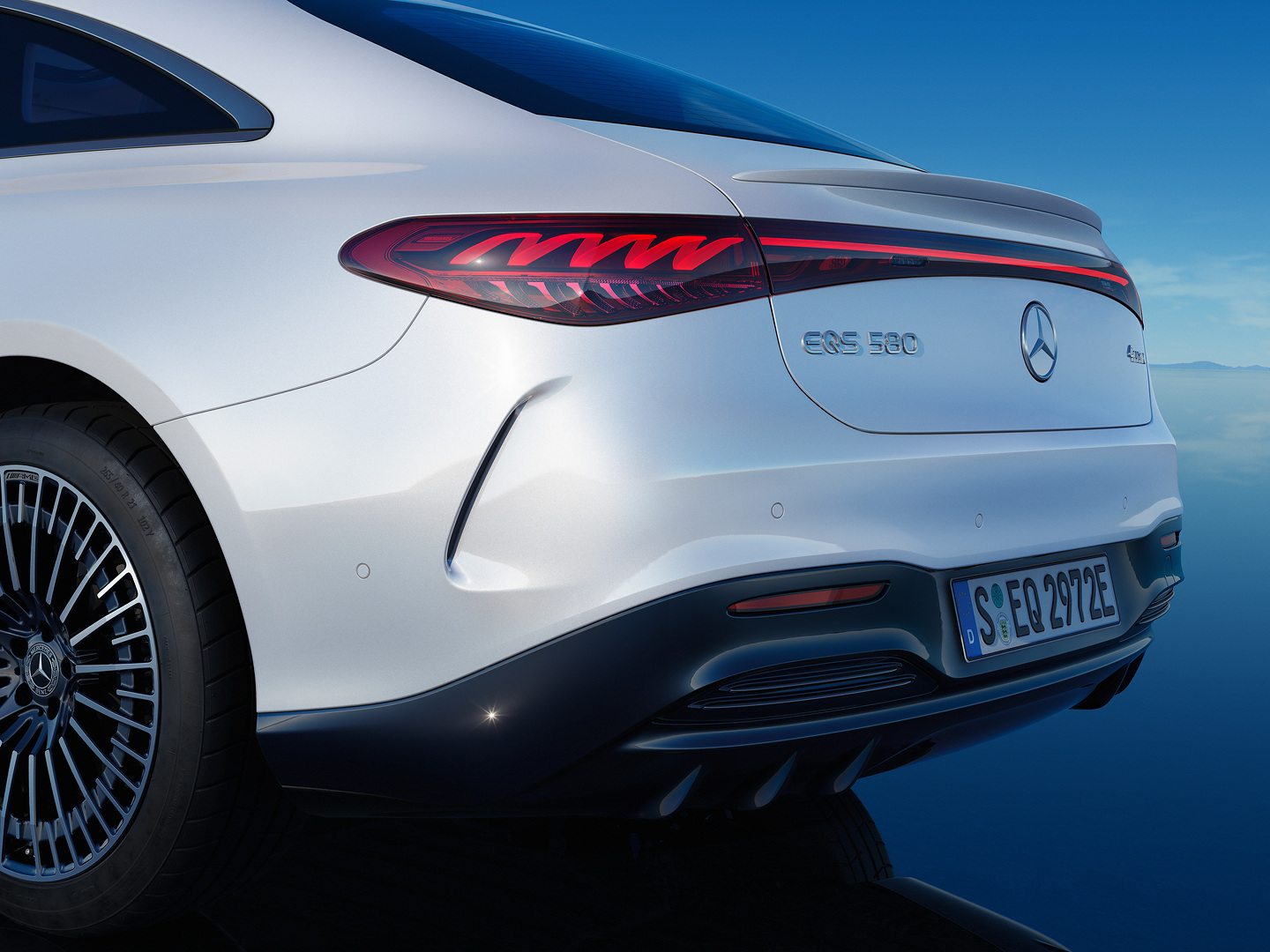 Mercedes-Benz EQS