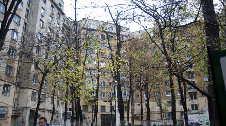 ANAF vinde apartamente in "cartiere muncitoresti"