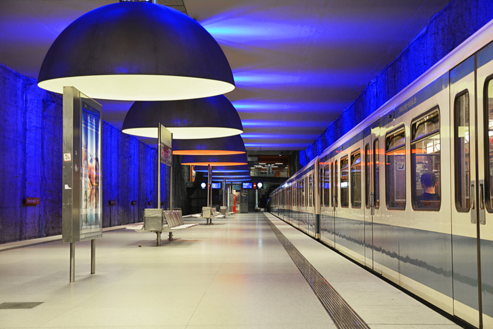 Westfriedhof Station, Munchen, Germania