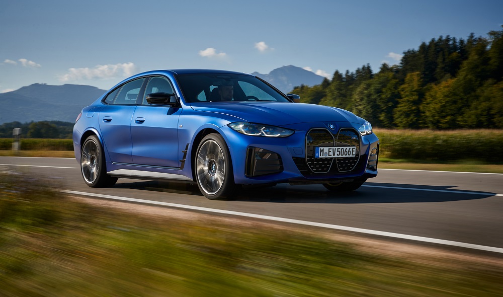 BMW i4 eDrive40 - preț 53.000 euro cu TVA