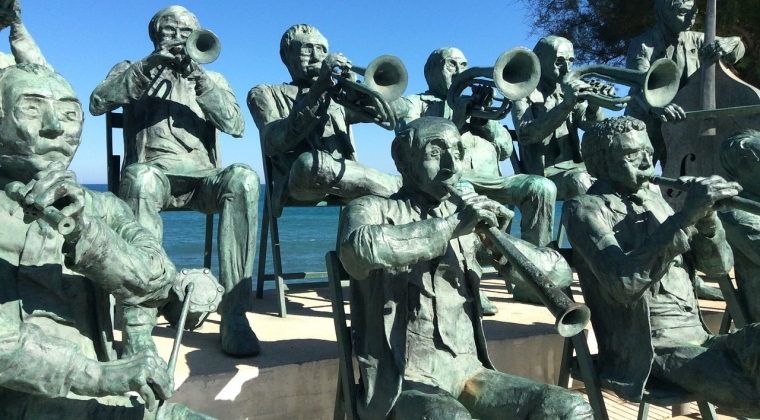 Sculpturi din bronz de 7.500 euro