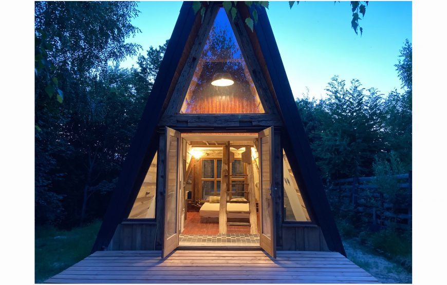 Sweet Dreams Cottage: Cabana A-frame în Munții Bucegi