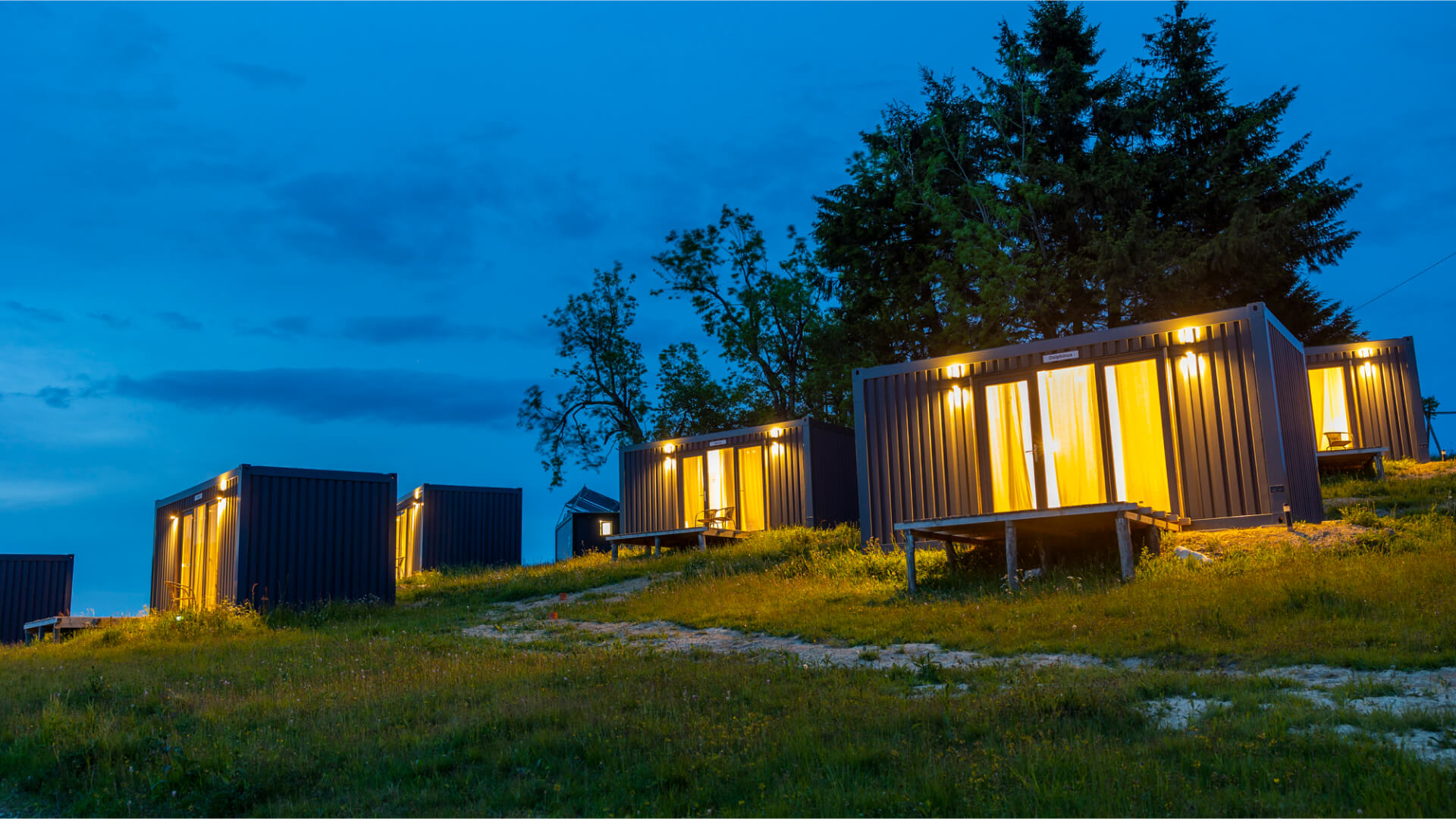 Ursa Mică Glamping Resort