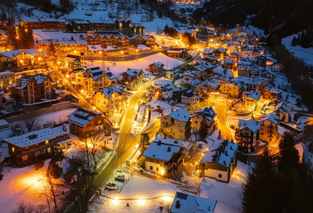 Locul 6 - Pontedilegno-Tonale Ski Area (Italia)