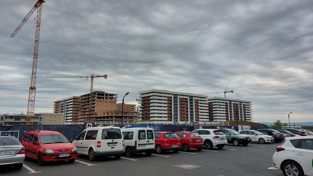 Cartier rezidențial în construcție la marginea Iașiului