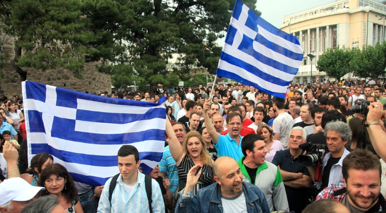 Grecia: - 2%