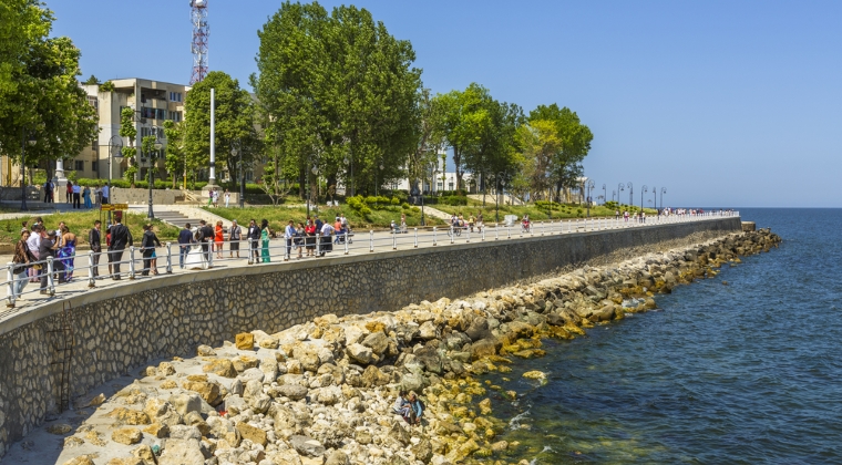 Constanta: 897 euro / mp