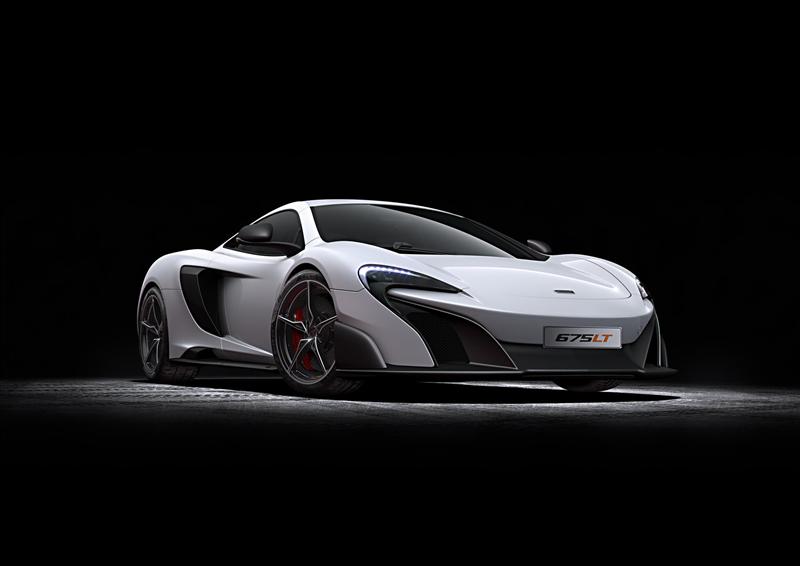 McLaren 675LT - 31,8 metri