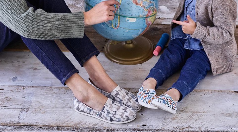Toms