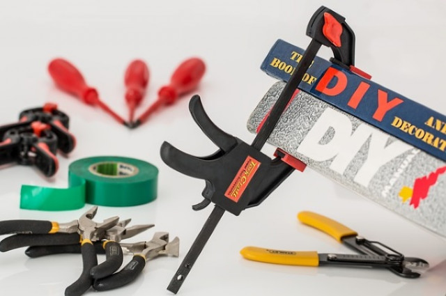 Magazin online de bricolaj, cu servicii de consultanta