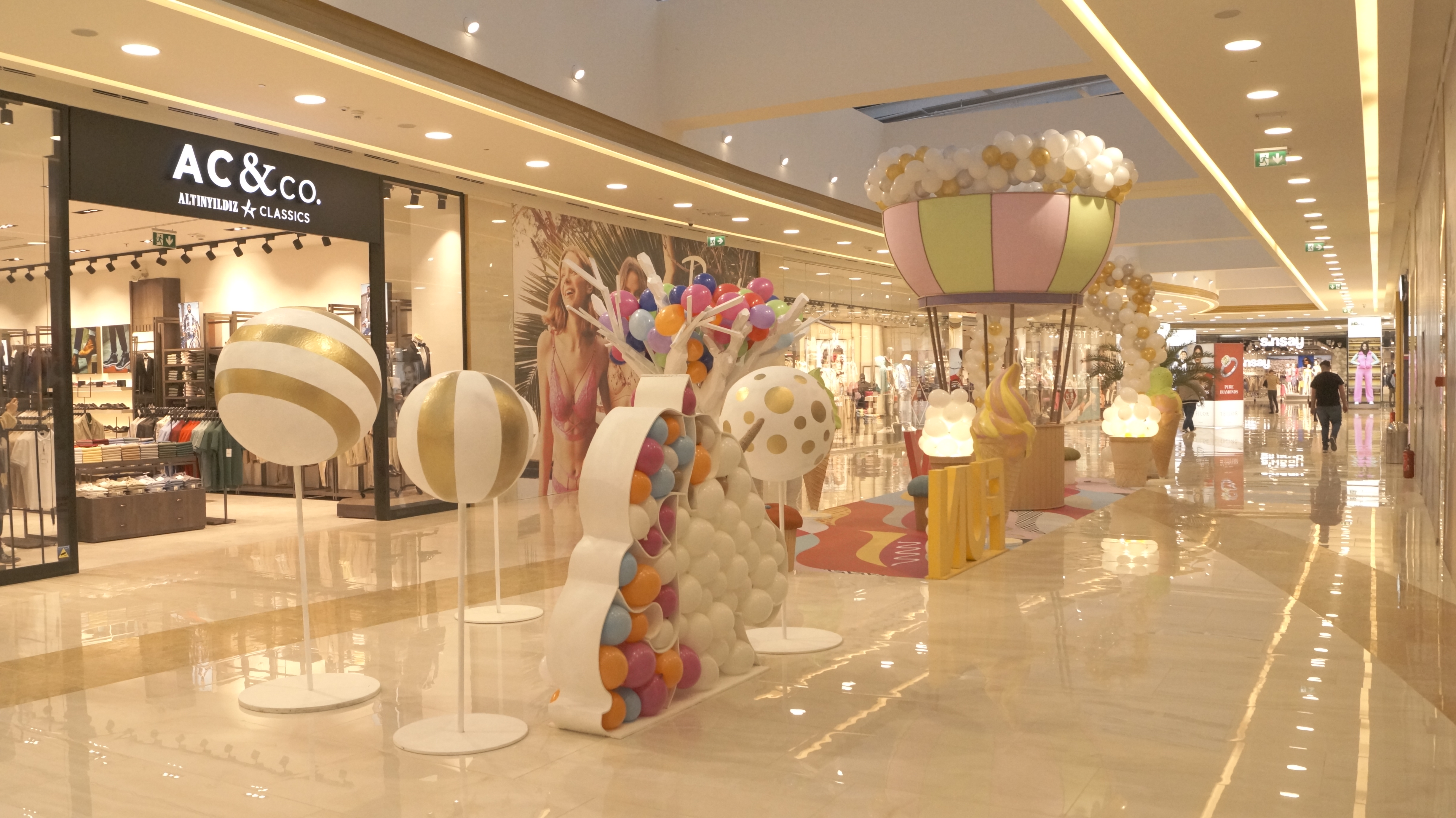 Cum arată Colosseum Mall, cel mai recent centru comercial din Capitală