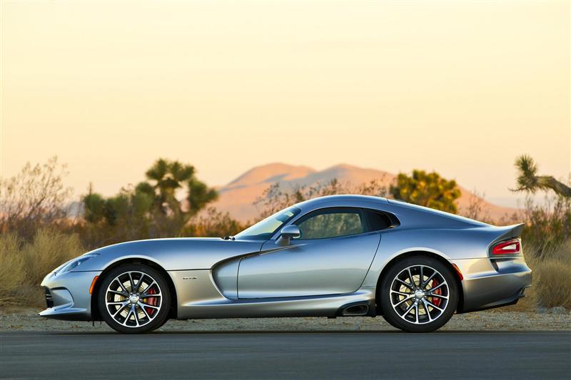 Dodge SRT Viper - 31,9 metri