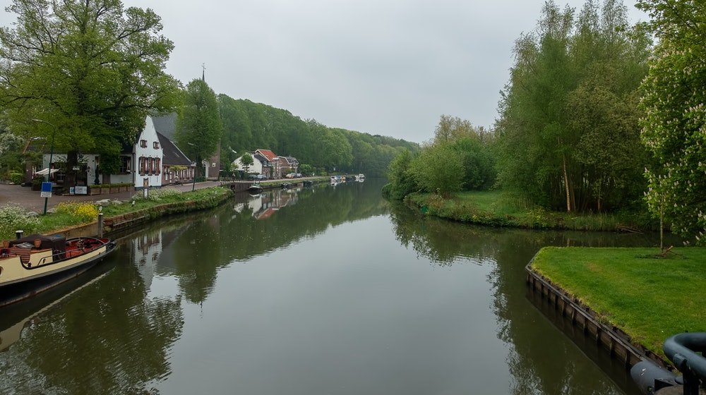 Bradford pe râul Avon, în Wiltshire