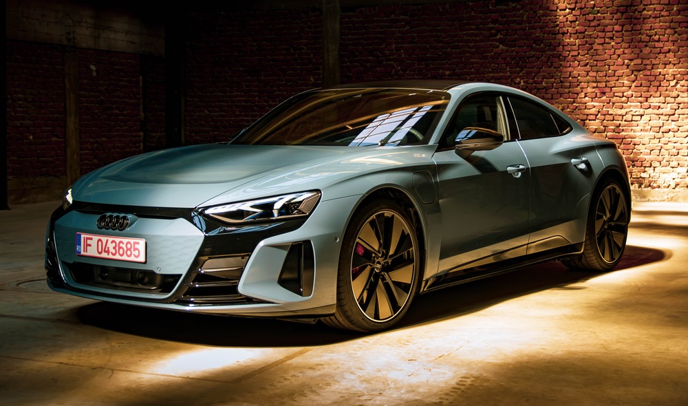 Locul 6 - Audi E-tron GT