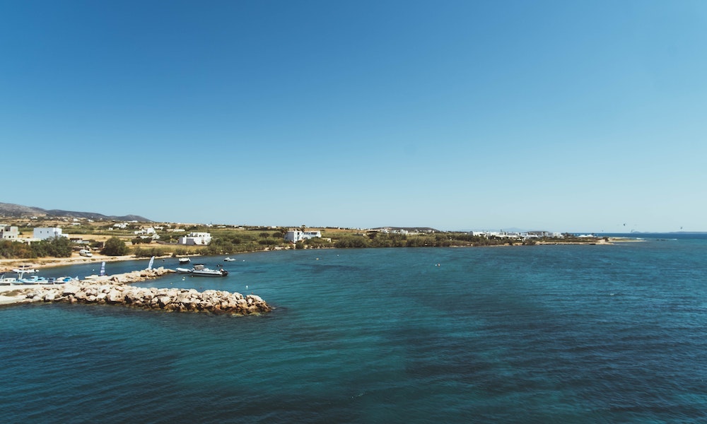 5. Paros