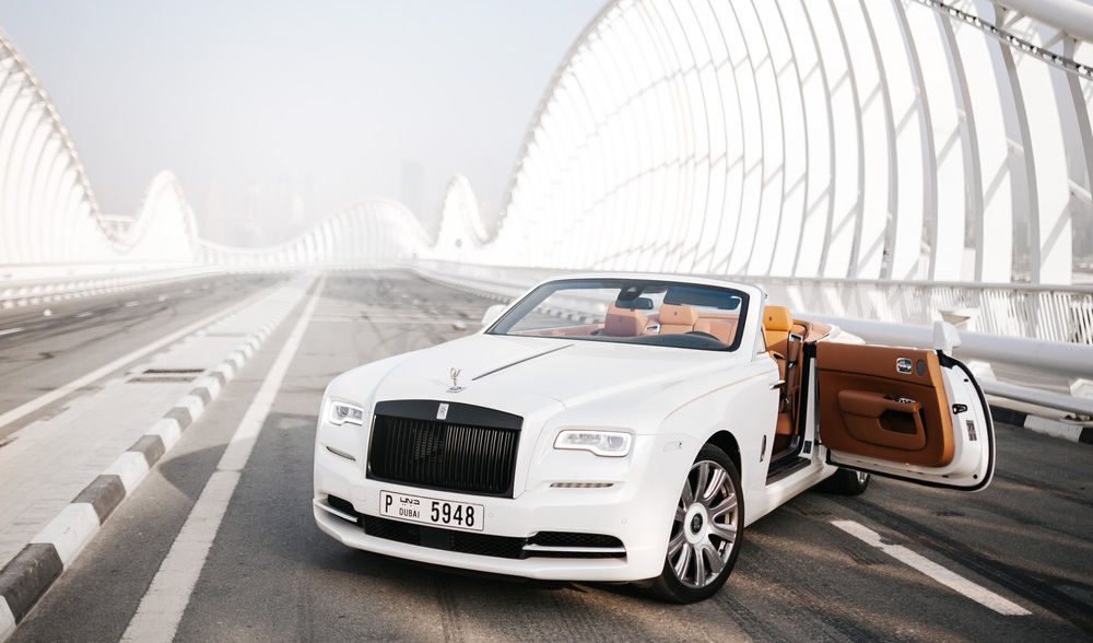 5. Rolls-Royce Dawn 571 CP - 360.000 euro