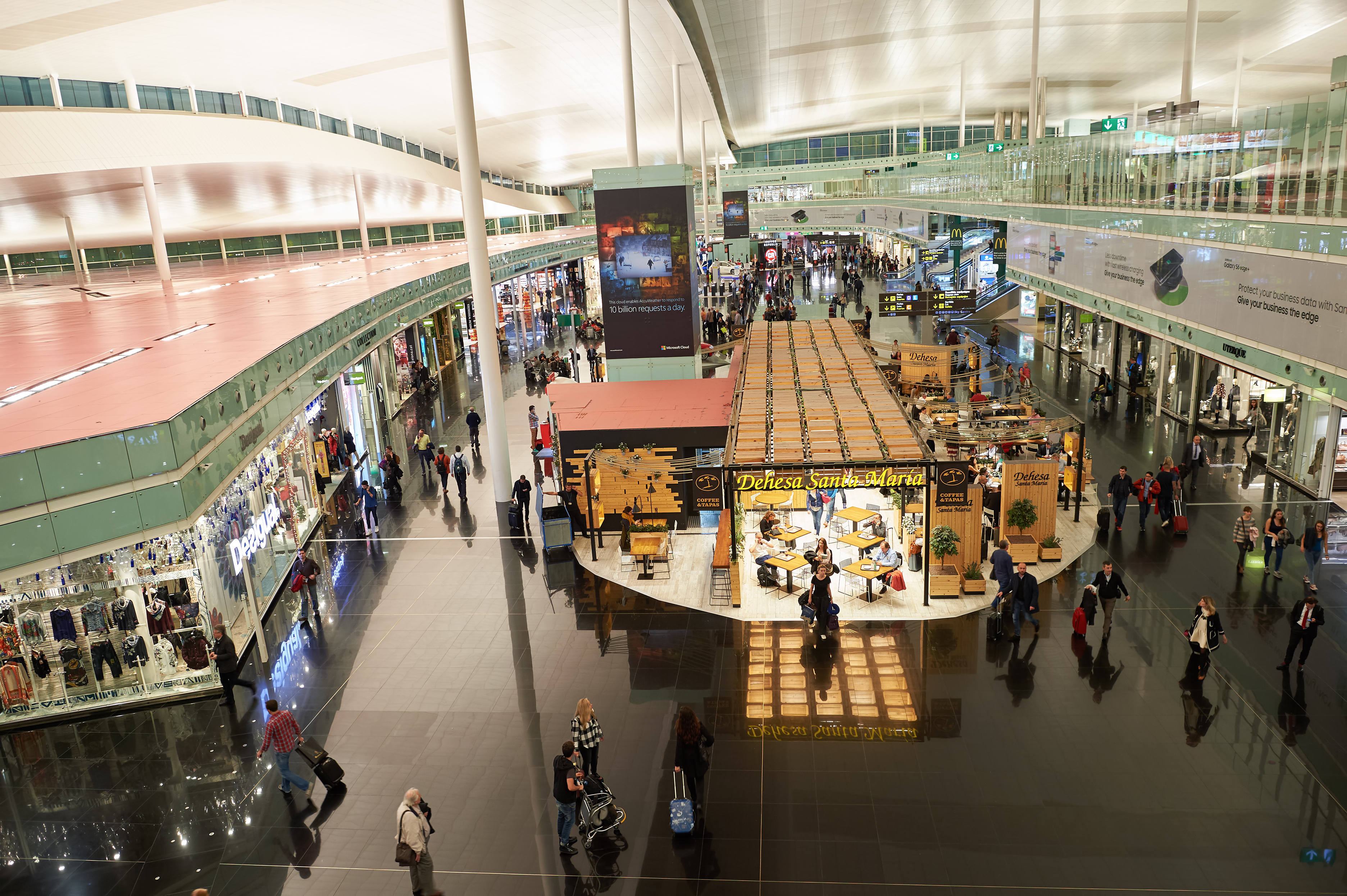 Aeroportul din Barcelona (Spania)