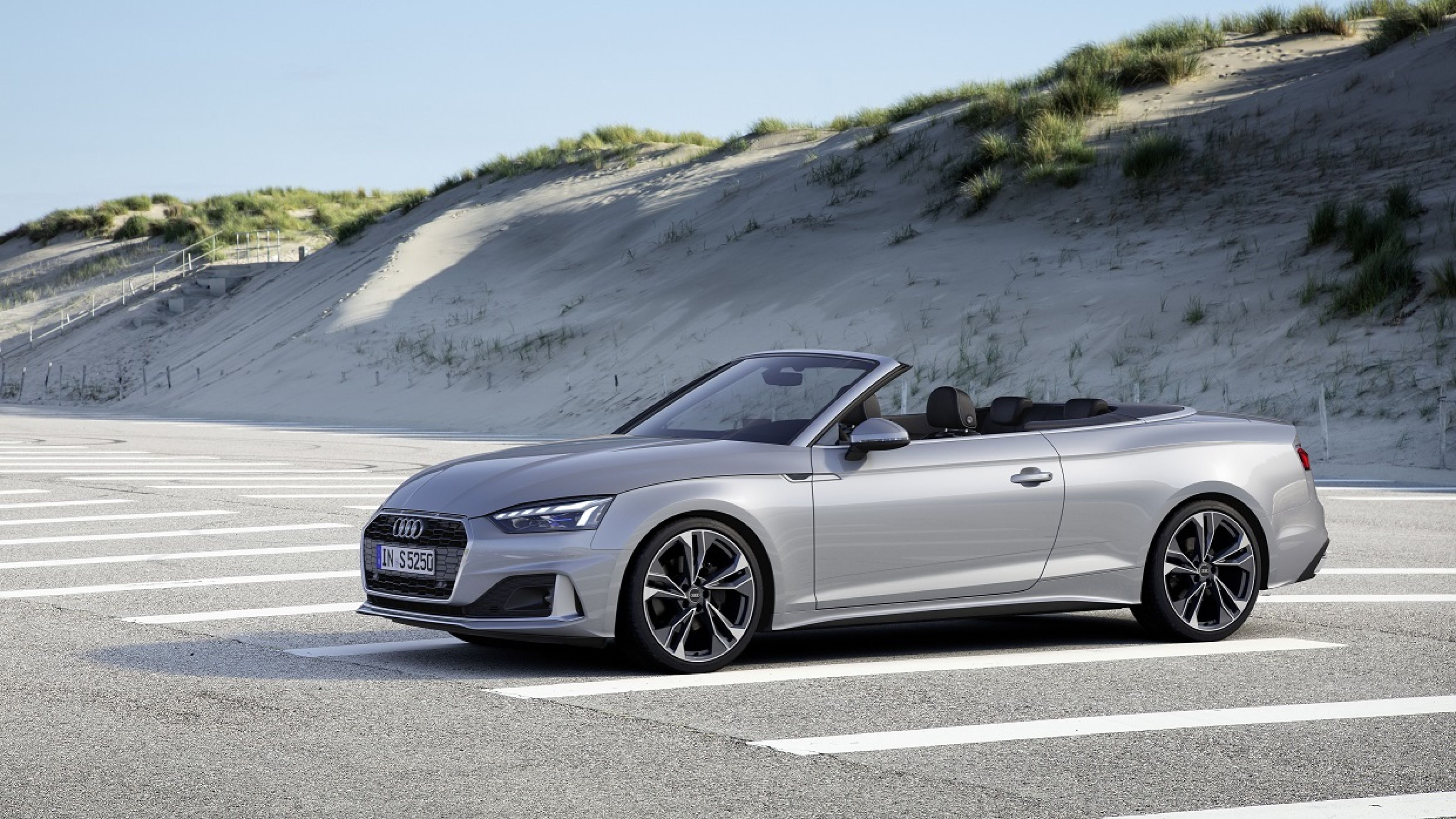 Audi A5 Coupe și Convertible