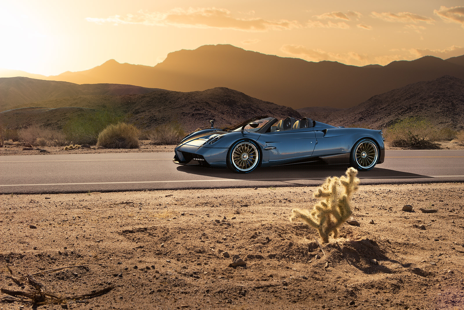 8. Pagani Huayra Roadster - 2.400.000 dolari