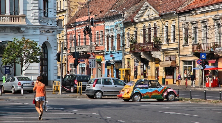 Cluj: 1.048 euro / mp