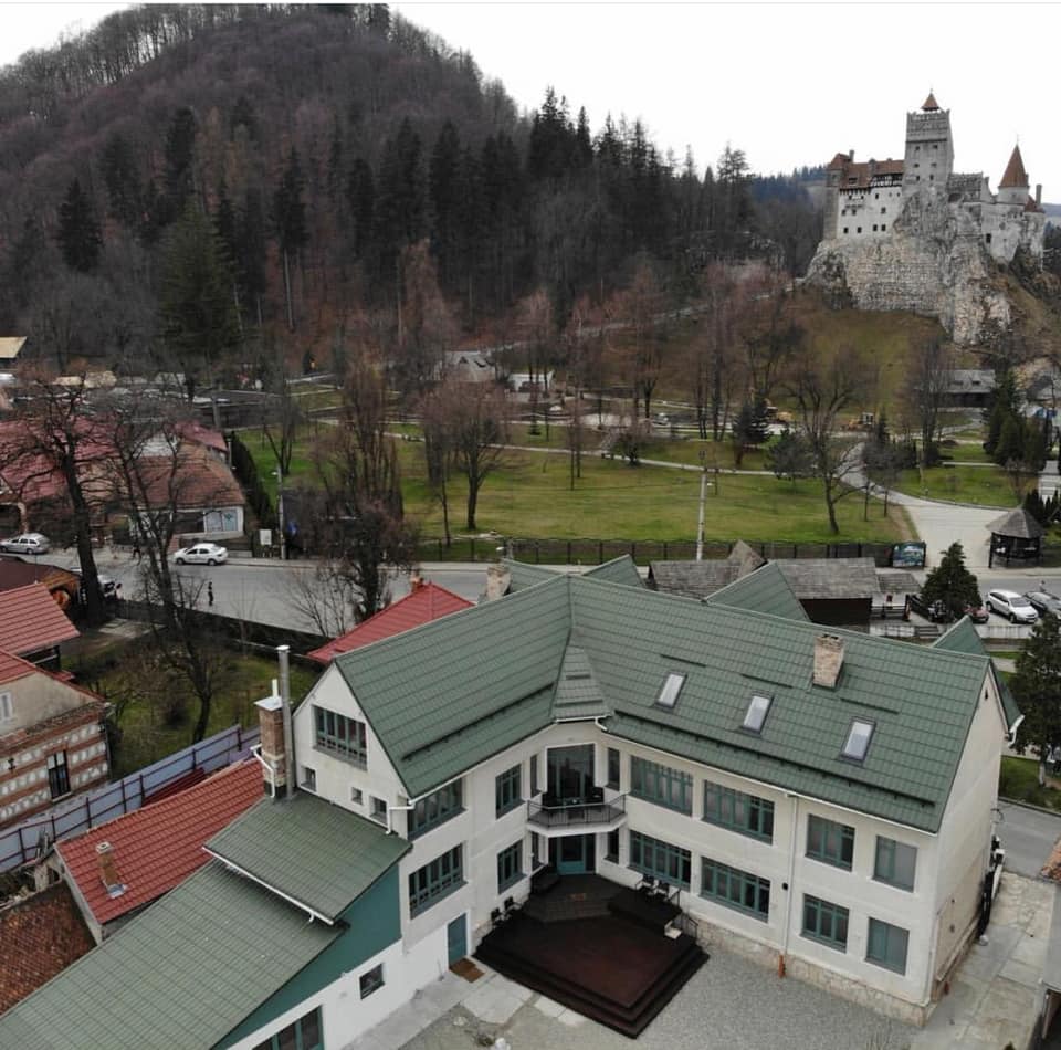 Conacul Tozburg