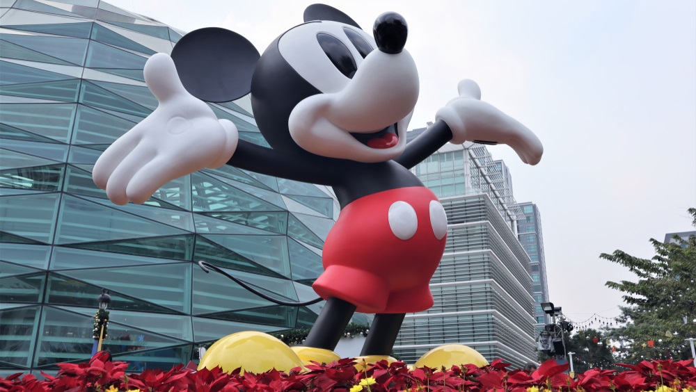 MINUNATA VARÄ‚ A LUI MICKEY MOUSE (8 iulie)