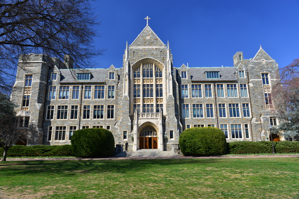 9. Universitatea Georgetown, SUA - 2 miliardari