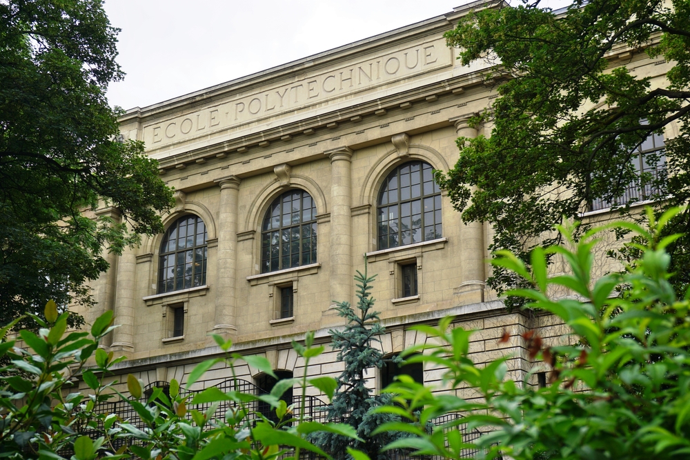 9. Ecole Polytechnique