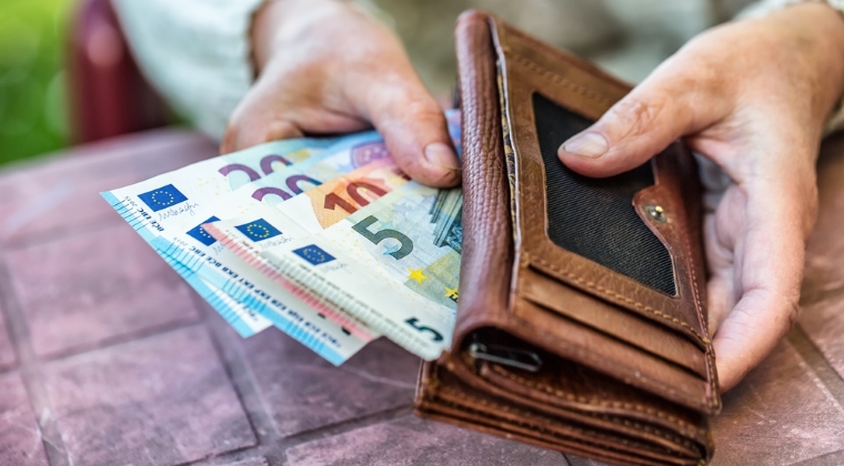 Obiceiul de a nu economisi