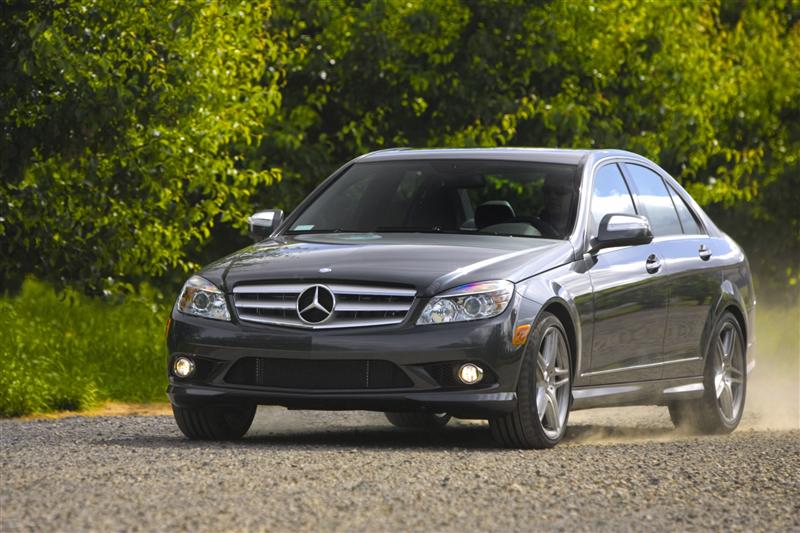 6. Mercedes-Benz - 12.795 masini