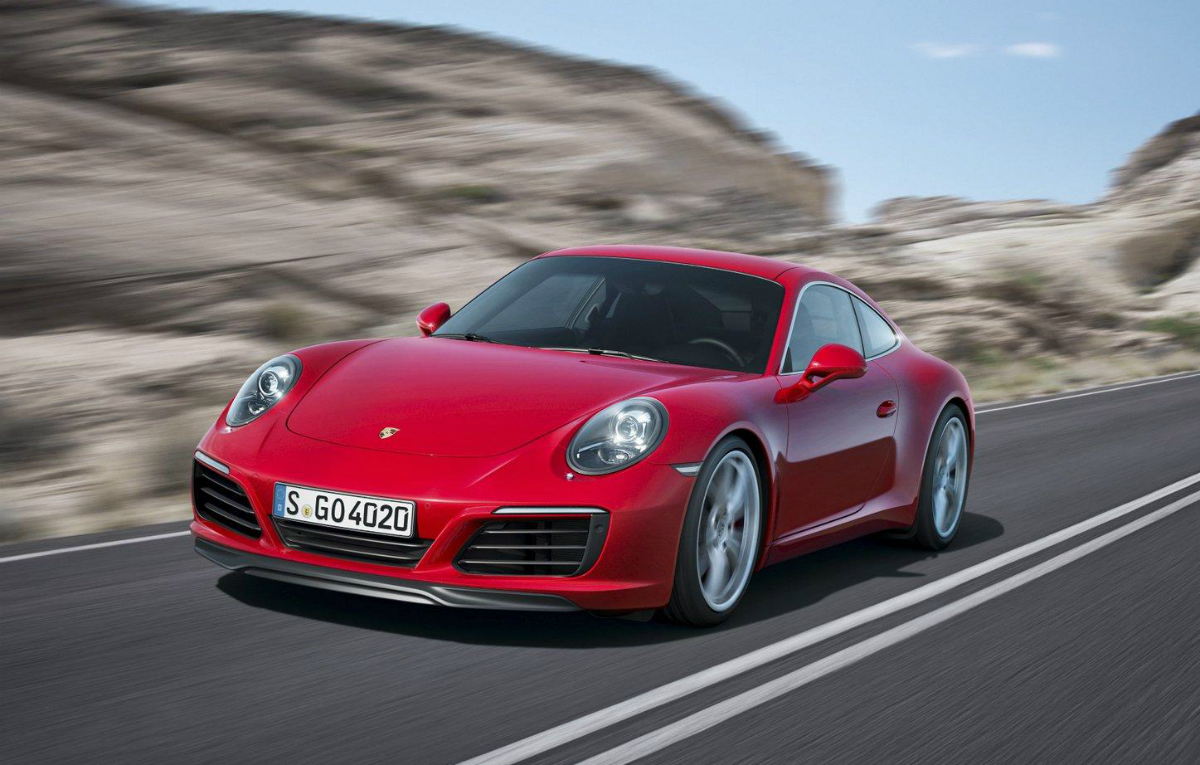 Loc 2: Porsche 911 - 23 unitati
