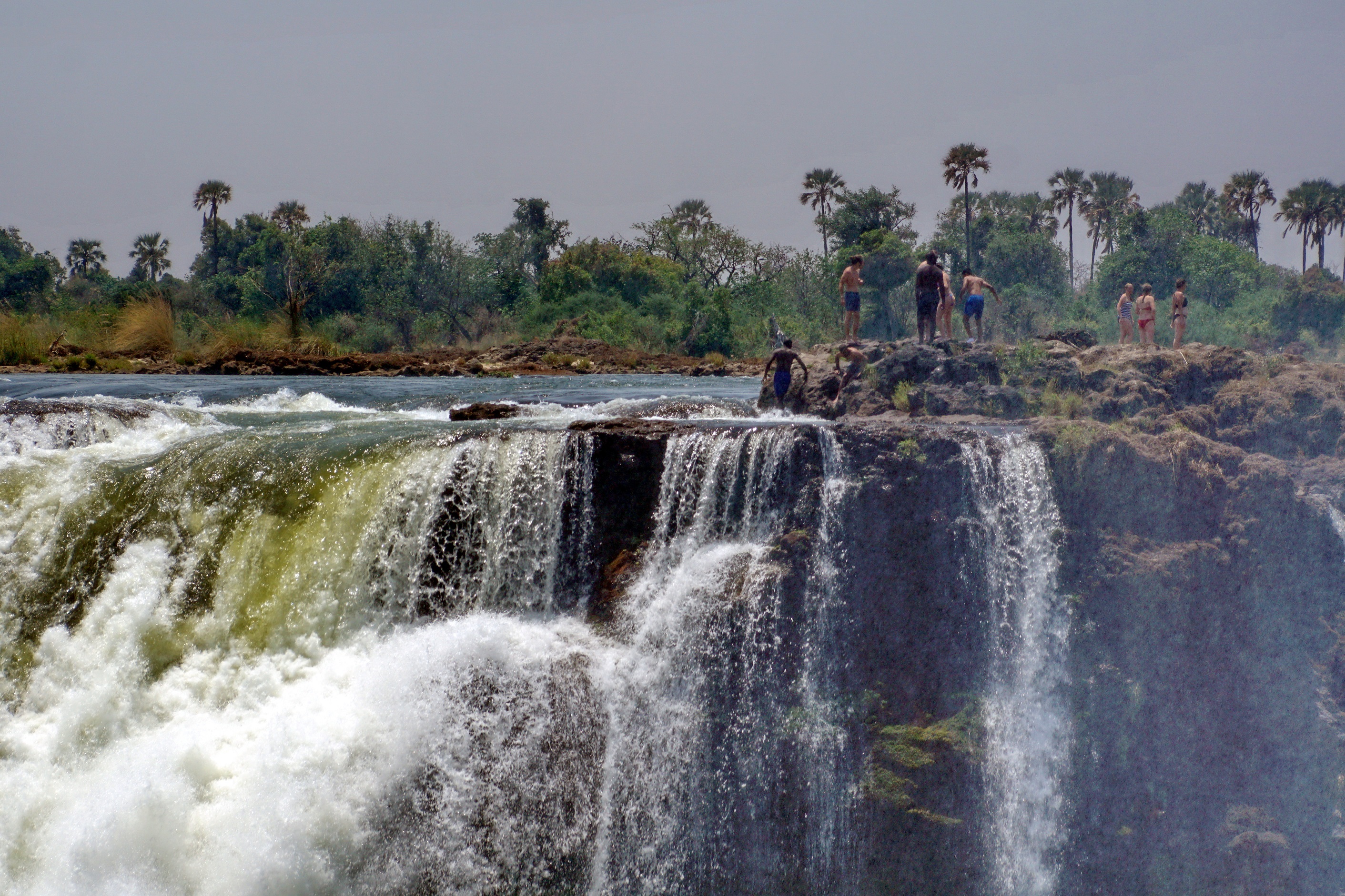 Piscina Diavolului, Cascada Victoria 