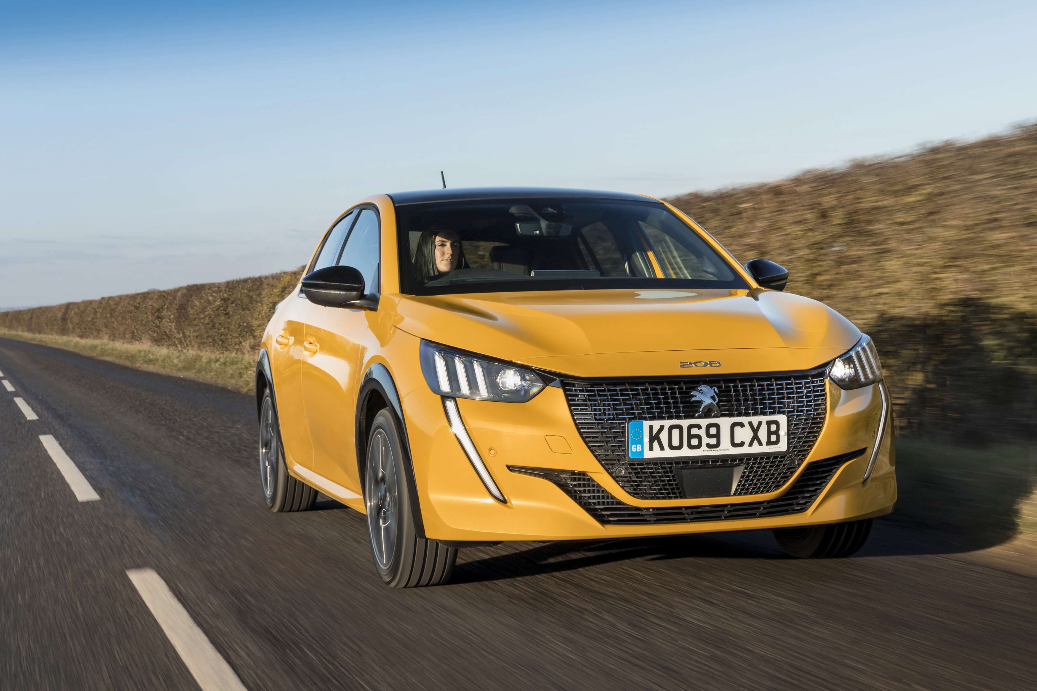 5. Peugeot 208 - 105.940 unități (+1,1%)
