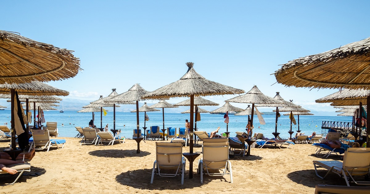 Golful Kontokali, coasta de est