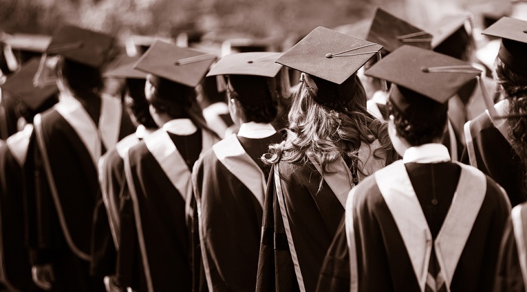 Top 10: cele mai scumpe Facultati de Drept