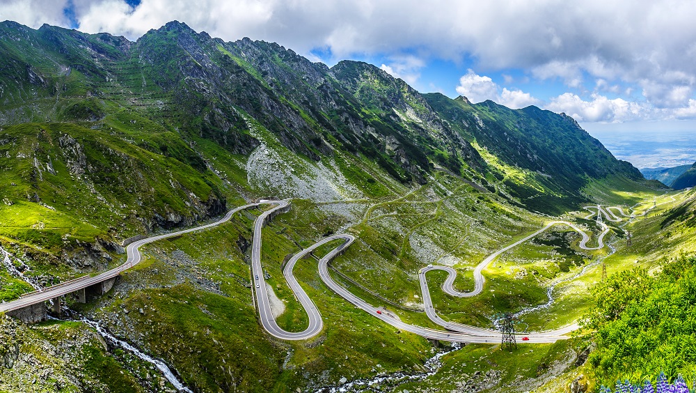 România: Pentru autenticitate și basm