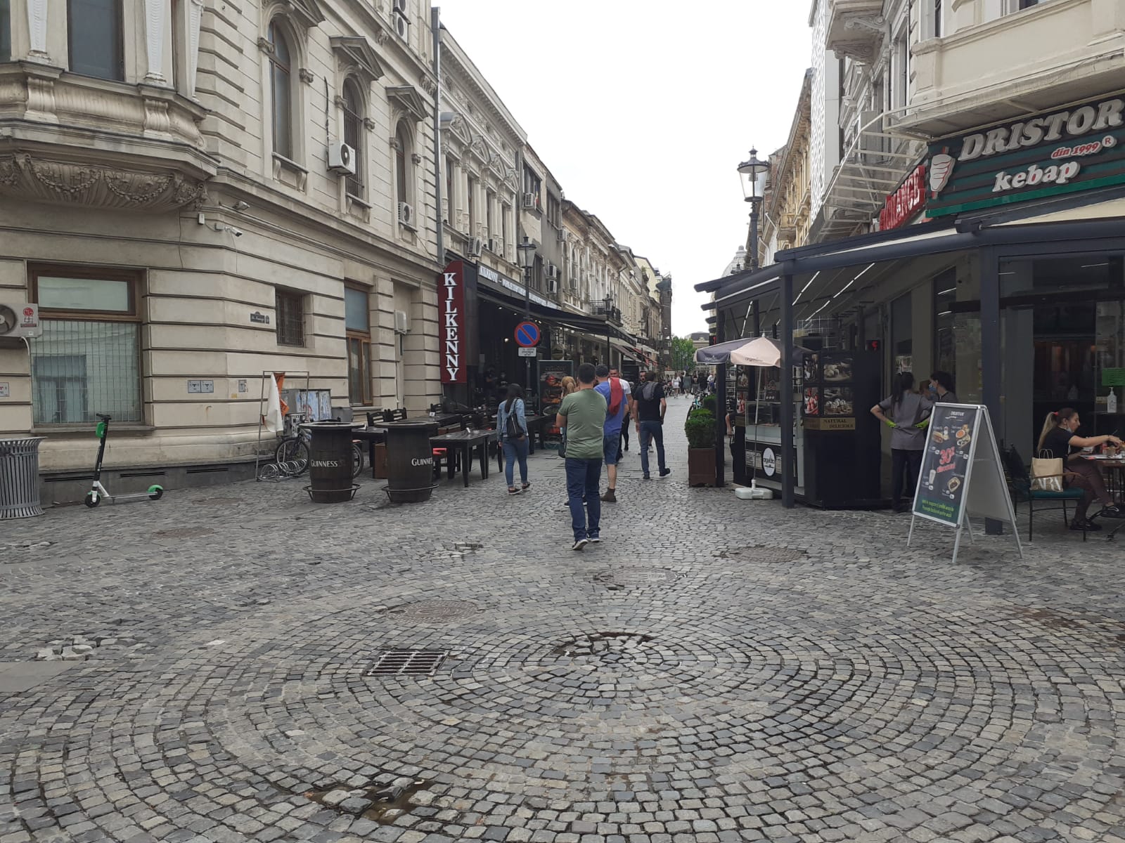 FOTO REPORTAJ | Cum arată Centrul Vechi după redeschiderea teraselor