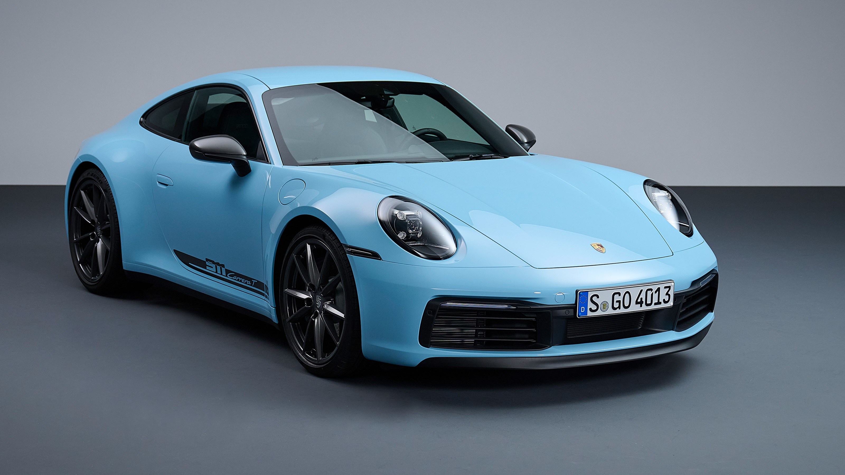 Porsche 911 Carrera - 36 de exemplare